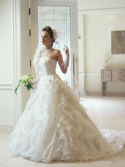 ��{�A�V�����g���[�ȃh���X