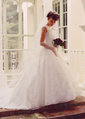 ����I�[�K���W�[�̉Ԃт�̃h���X