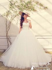 ��ʑ�{�G�A���[�`���[�����h���X