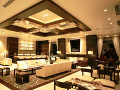 �X�C�[�g���r�[