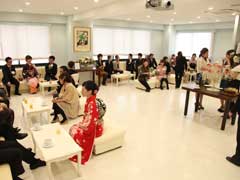 �E�F�C�e�B���O���[��