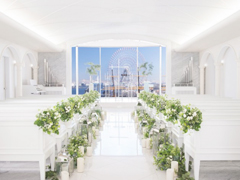 光と海のチャペル