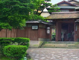 ����㐳��