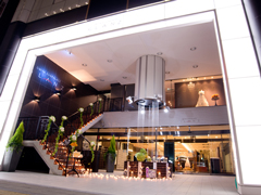 �G���g�����X