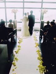挙式シーン