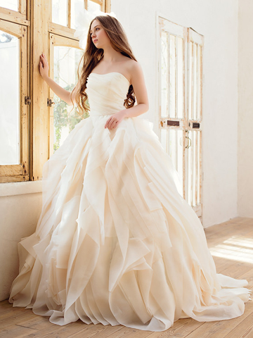 エアリー感溢れるドレス