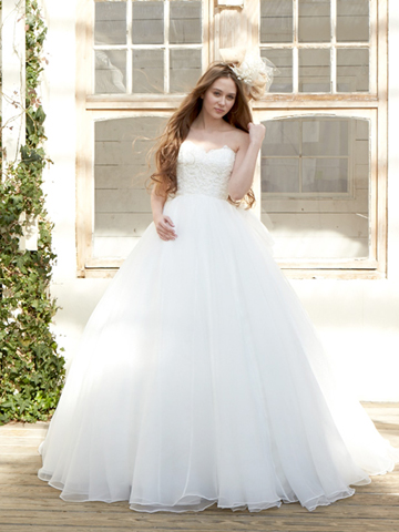 プリンセスラインドレス