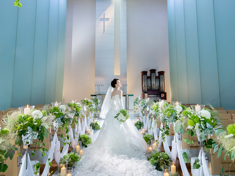 �`���y��